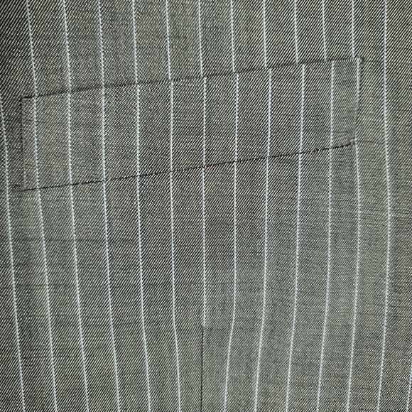 Guy Laroche Paris Two Piece Suit Chalk Stripe Wool Blend - Picture 10 of 12